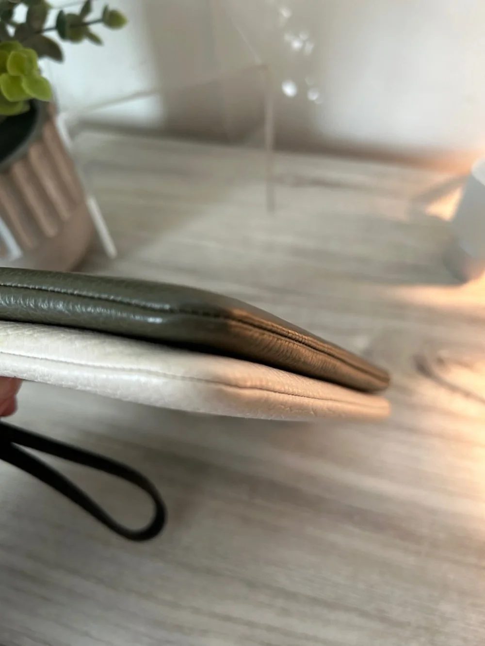 Coach Olive Green and Cream Pebbled Leather Double Zip Wristlet - Picture 9 of 10